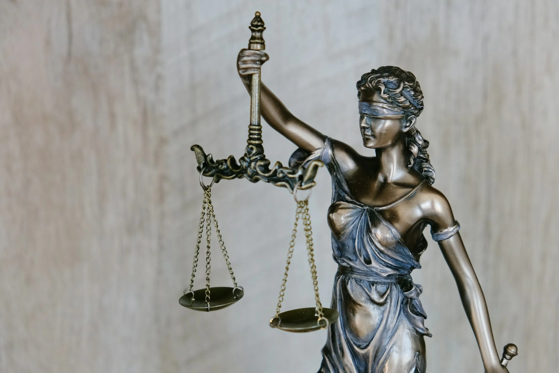 statue balance de la justice